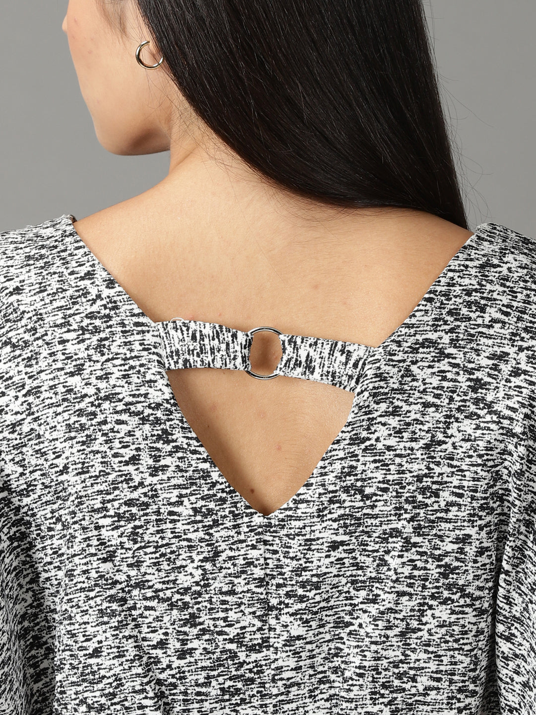 Women's Black Print Extended Sleeves Crop Top