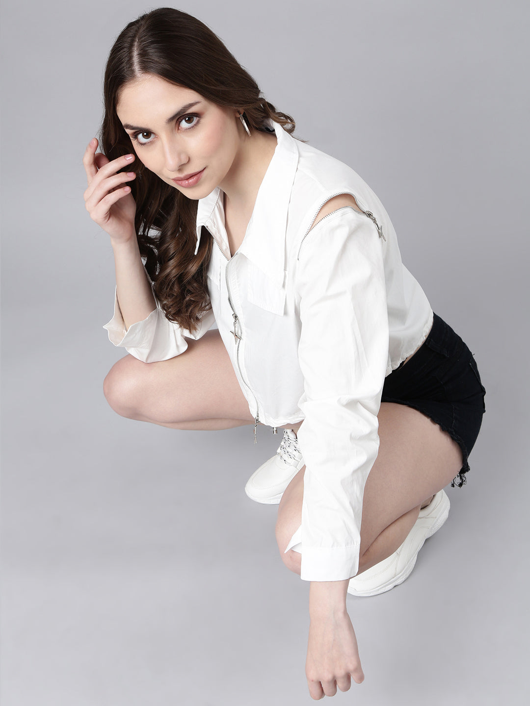 Women's White Spread Collar Cotton Crop Tailored Jacket