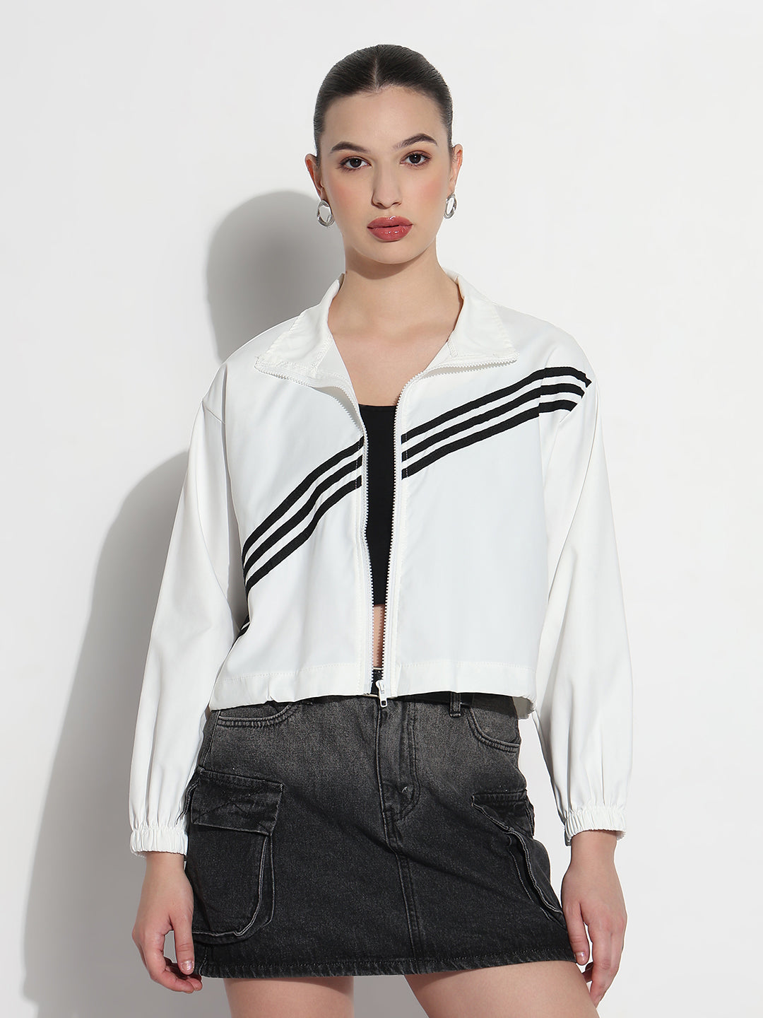 Women's Striped White Mock Collar Relaxed Fit Zipper Jacket