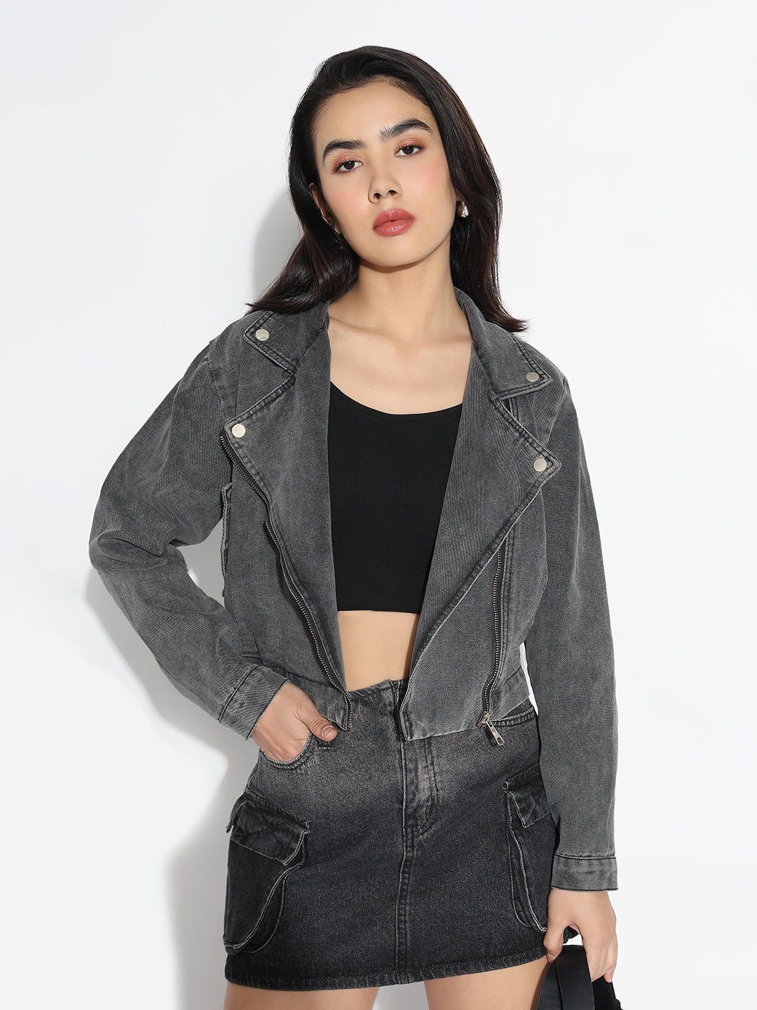 Women's Solid Grey Spread Collar Denim Jacket