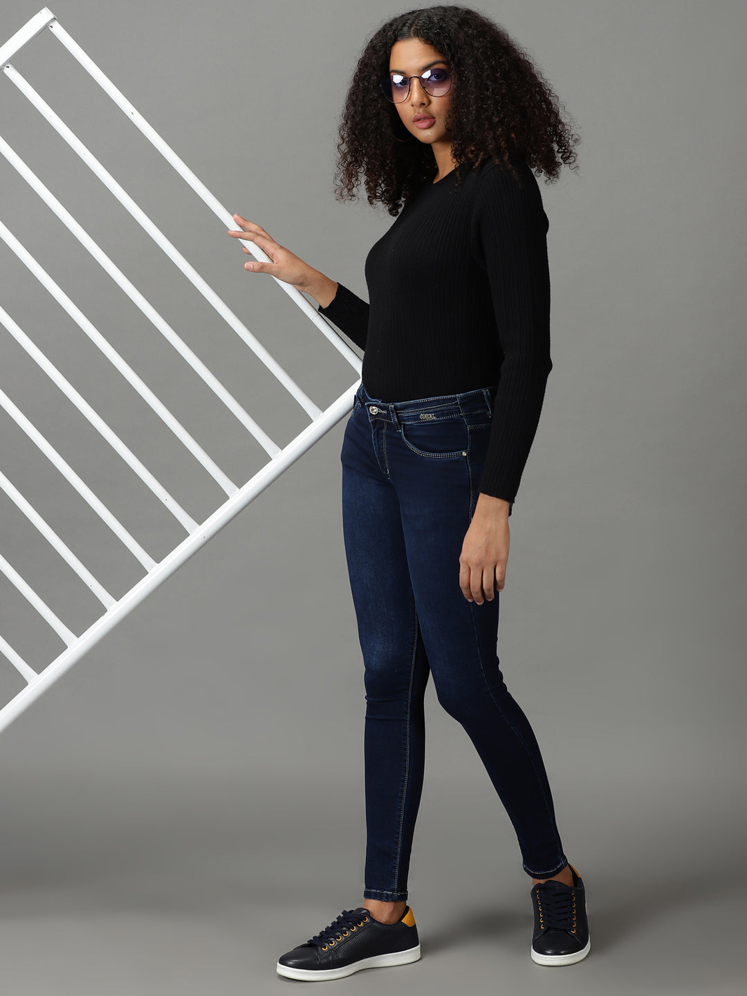 Women's Navy Blue Shade Clean Look Light Fade Slim Fit Acid Wash Stretchable Cotton Jeans