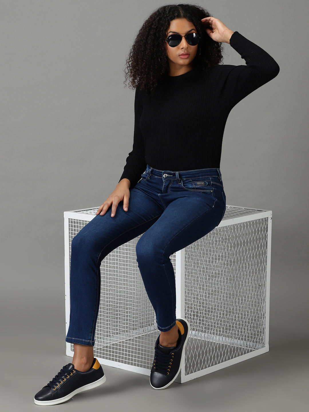 Women's Navy Blue Slim Fit High-Rise Stretchable Jeans