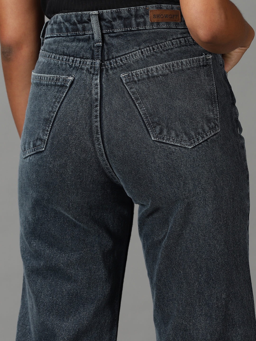 Women's Grey Straight Fit High-Rise Light Fade Stretchable Jeans