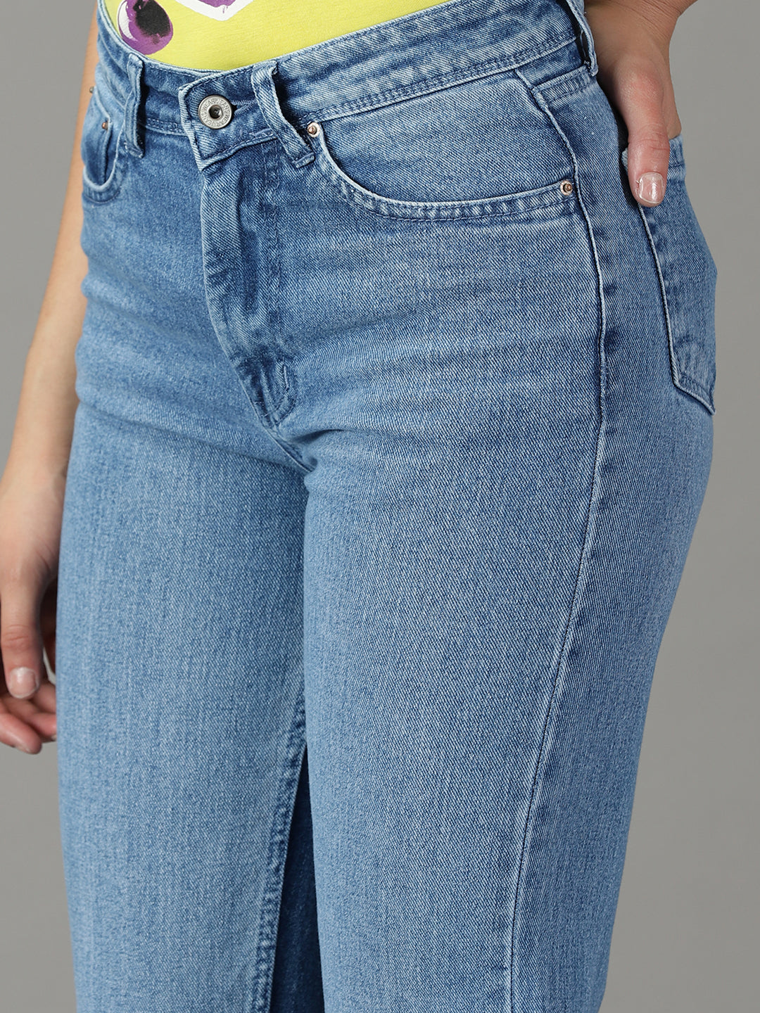 Women's Blue Straight Fit High-Rise Light Fade Acid Wash Stretchable Jeans