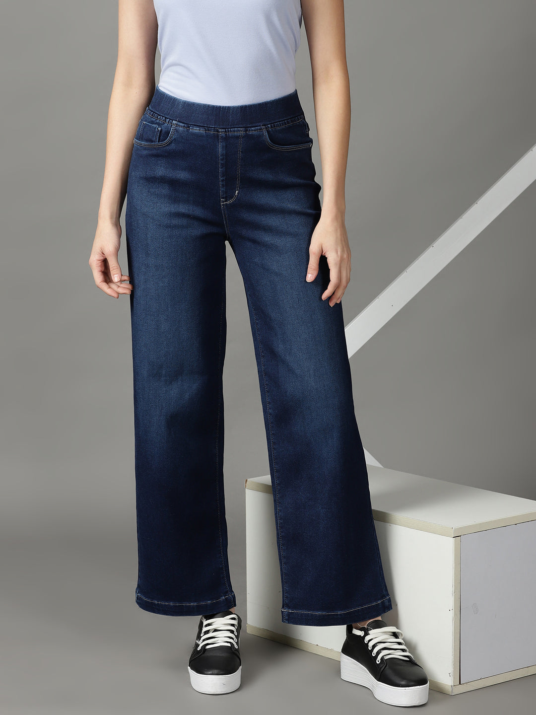 Women's Navy Blue Straight Fit High-Rise Light Fade Stretchable Cotton Jeans