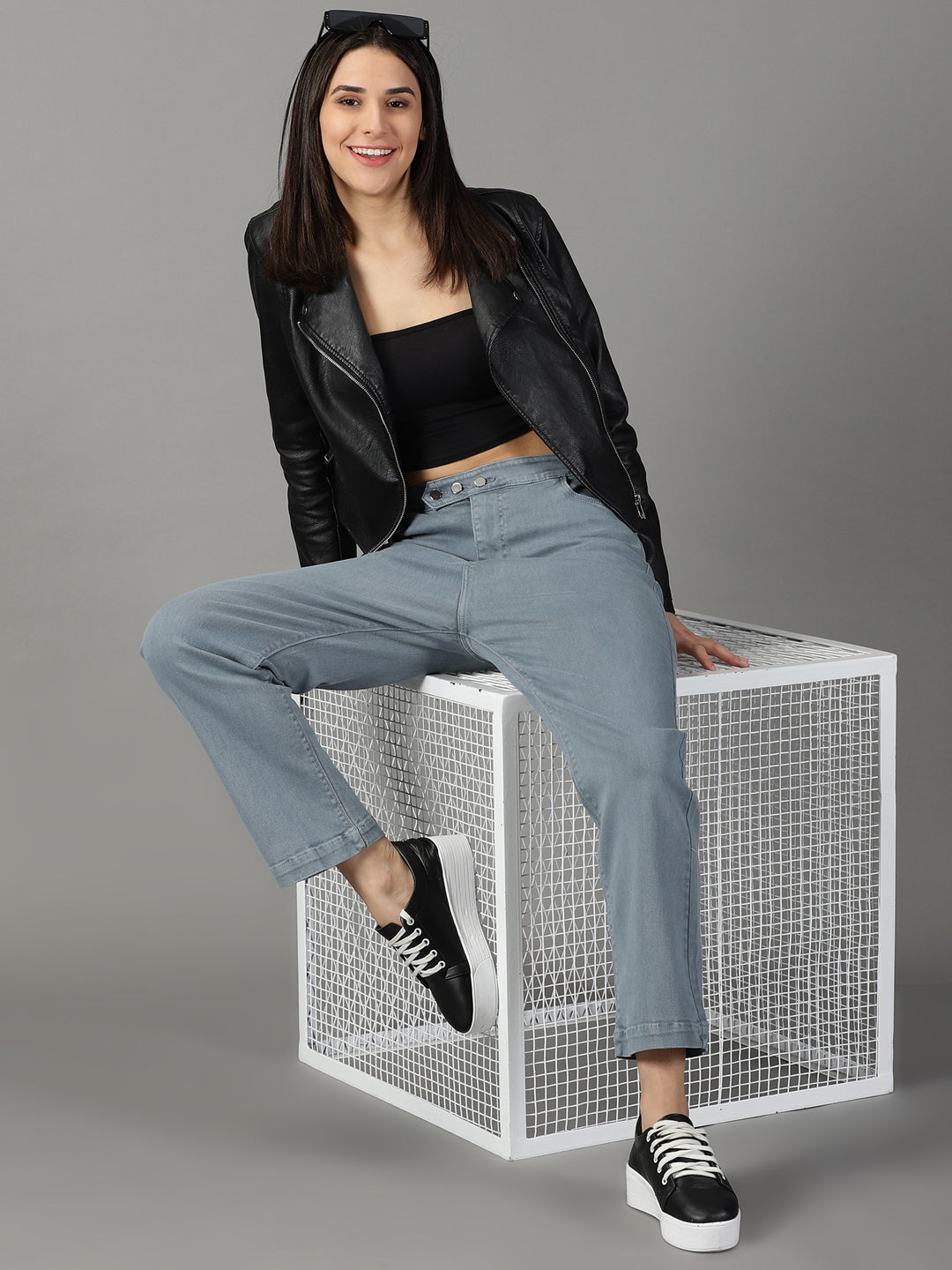 Women's Grey Clean Look Straight Fit High-Rise Stretchable Jeans